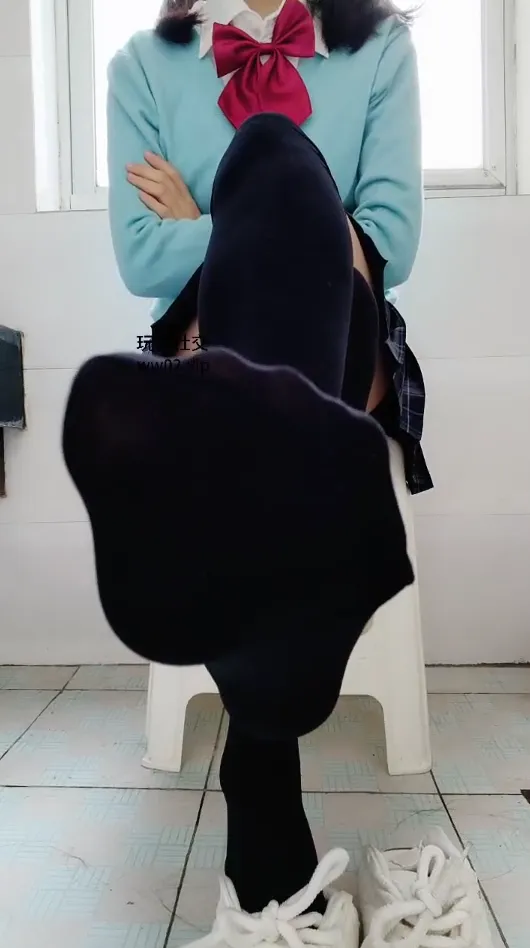 987e3001.png